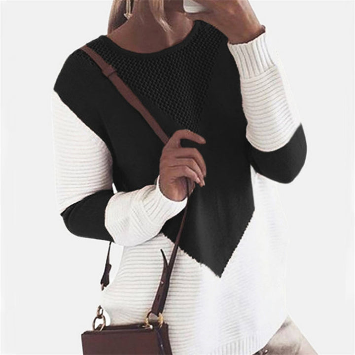 Dame strikkegenser med fashionabelt teksturert design og kontrasterende ermer Skjora