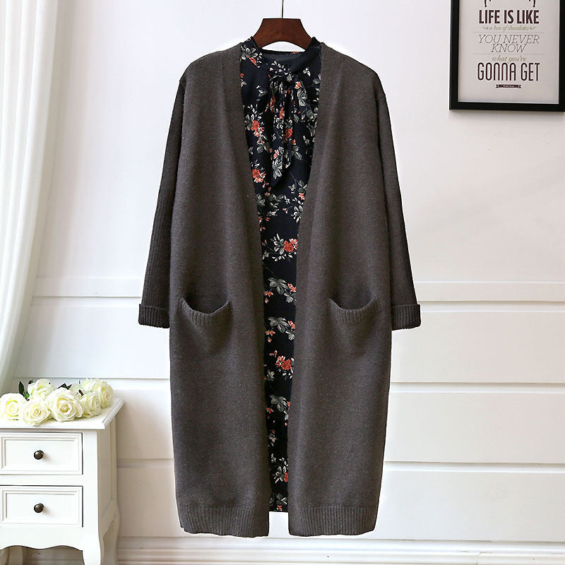 Kvinnens koselige strikkegenser med lommer Skjora