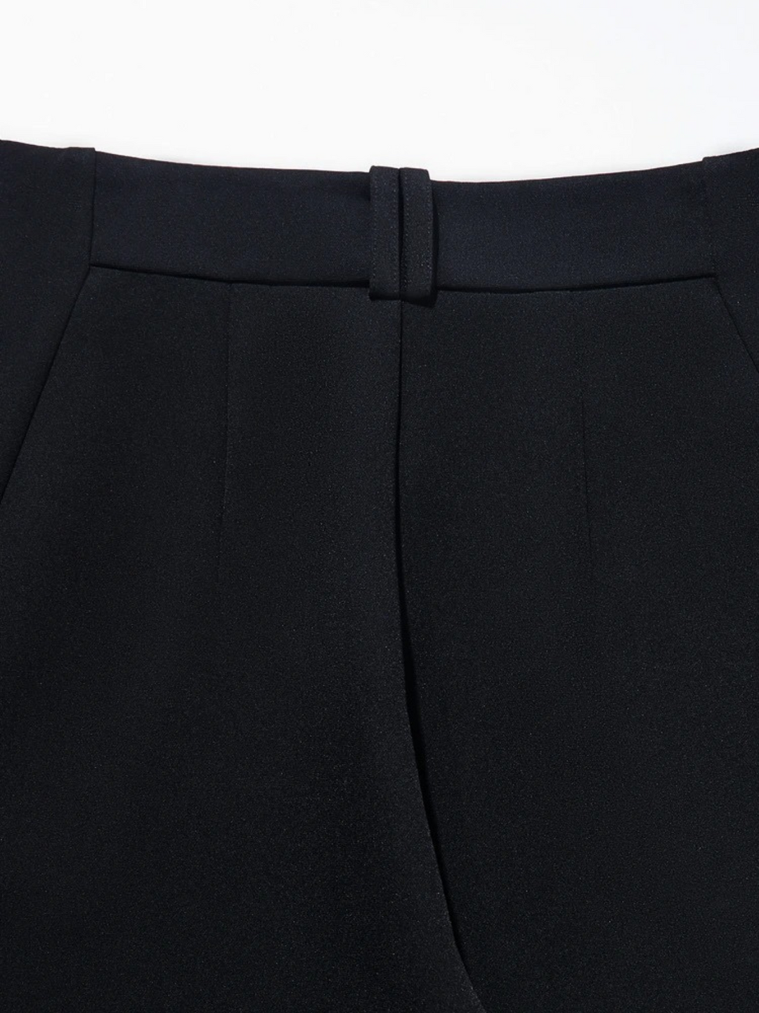 Høytlivs skreddersydde harem-bukser