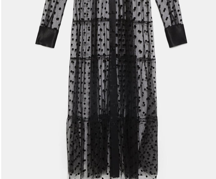 Dame Lenger gjennomsiktig duster med prikket design og elegante ermer Skjora