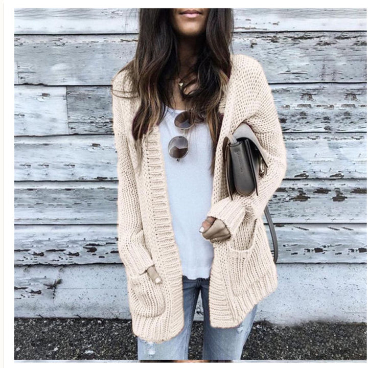 Women's chunky knit cardigan with deep pockets and stylish cut Skjora