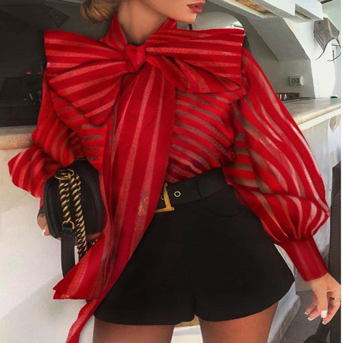 Damen Bluse mit extravaganten Rüschen und eleganten Streifendetails Skjora