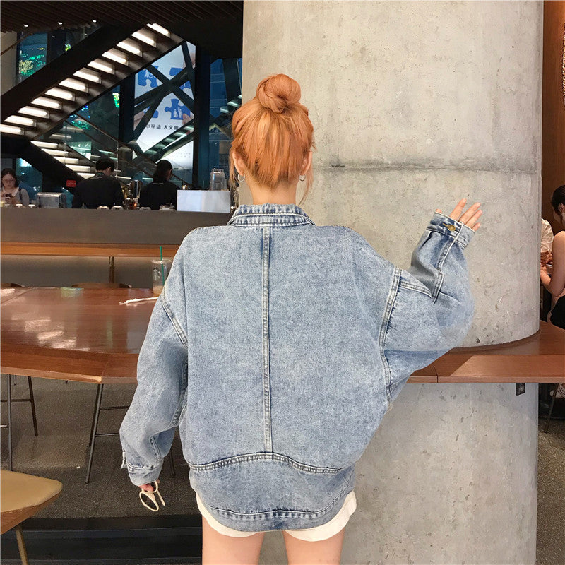 Dame Oversized Denim Jakke med Praktiske Lommer Skjora