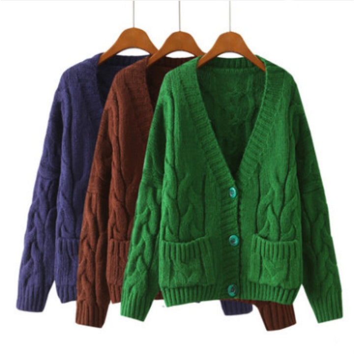 Dame chunky strikket cardigan med knappede lommer og V-hals Skjora