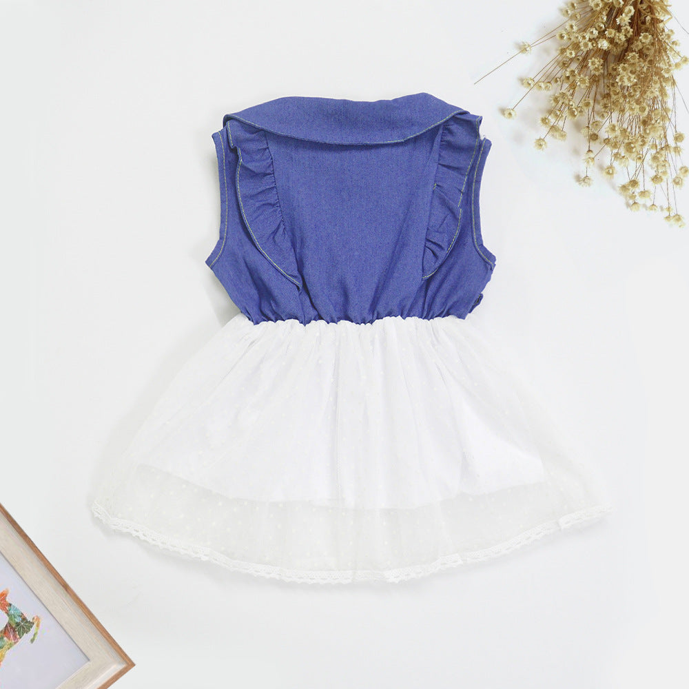 Kjole for kvinner med klassisk krage og transparent tulle skjørt Skjora