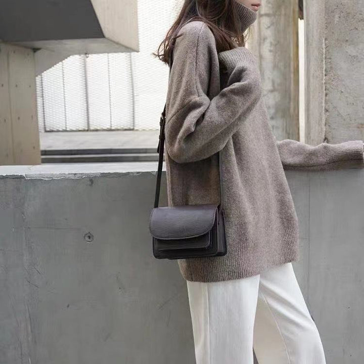 Dames chunky strikkegenser med høy hals og oversized passform Skjora