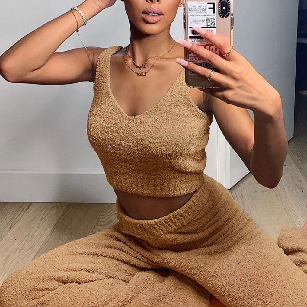 Dame loungewear-set med mykt, strukturert materiale og elegante detaljer Skjora