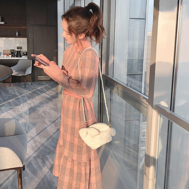 Women's Elegant High-Neck Knitted Dress with Tailored Design Skjora