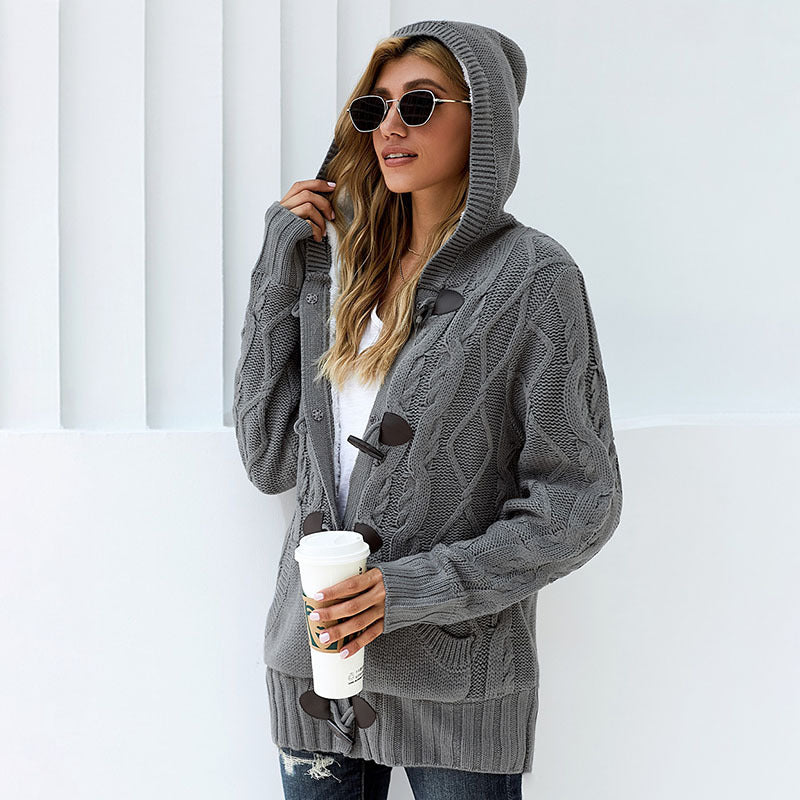 Dame cardigan med høy krage og komfortable knappedetaljer Skjora