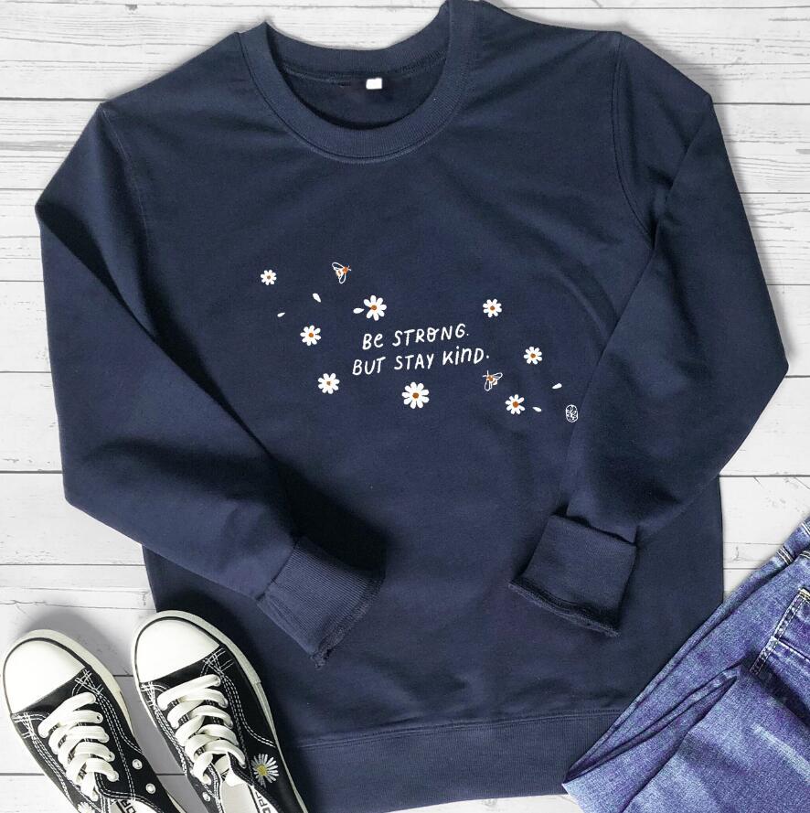 Kvinner sweatshirt med inspirerende budskap og blomsterdesign Skjora