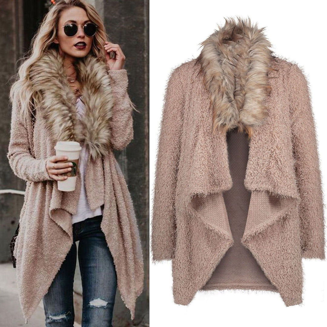 Kvinnes fluffy strikket cardigan med avtakbar faux fur krage Skjora
