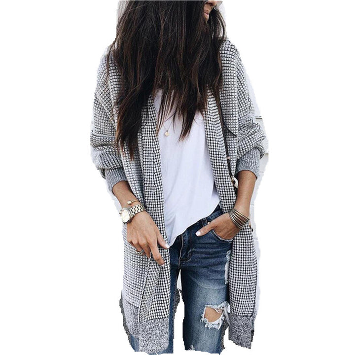 Kvinnens cardigan i rutete design med åpen front og elegante detaljer Skjora