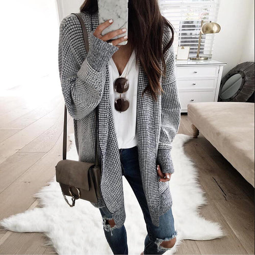 Kvinnens cardigan i rutete design med åpen front og elegante detaljer Skjora