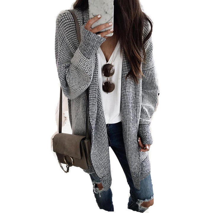 Kvinnens cardigan i rutete design med åpen front og elegante detaljer Skjora