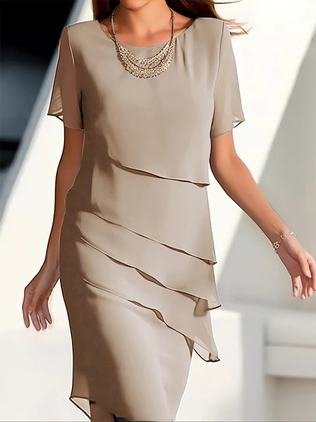 Elegant kjole - kortermet midikjole i lagdelt chiffon