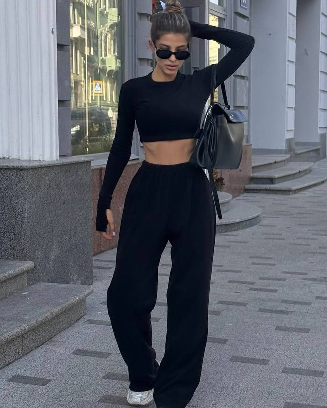 Kvinne Crop Fleece Topp med Bred Bukse Skjora