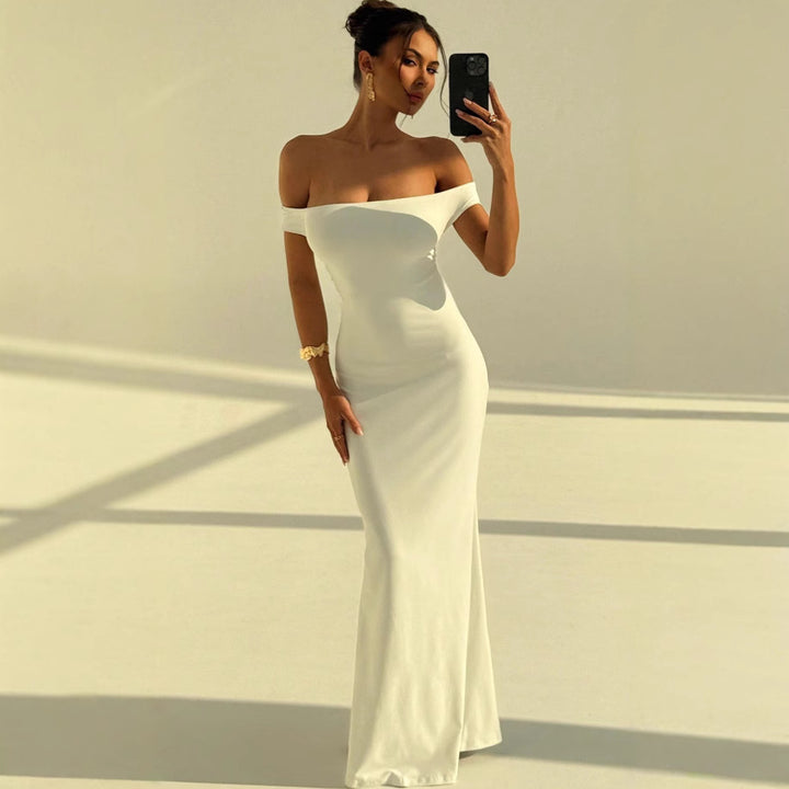Damer Elegant Off-Shoulder Maxikjole med figurnær passform Skjora