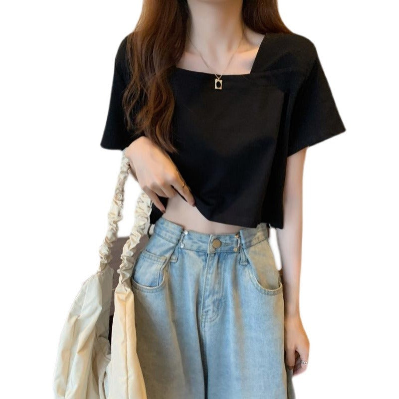 Dame Cropped T-Skjorte med moderne detaljer Skjora