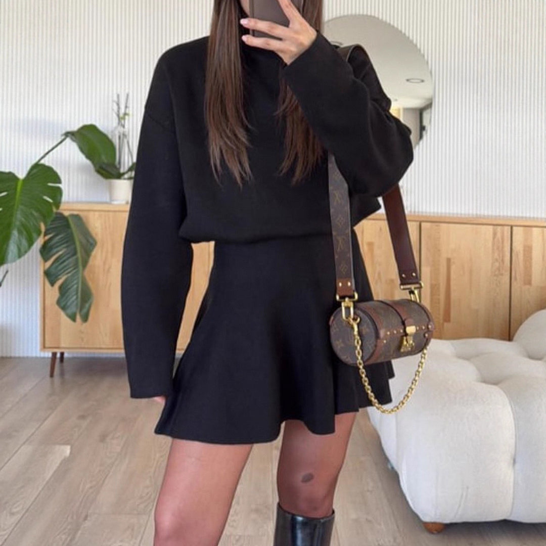 Kvinnes casual sweatshirtkjole med høyt utskårne ermer Skjora