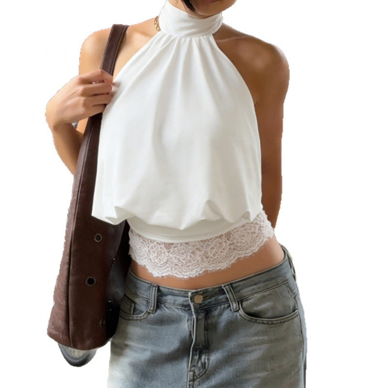 Women's elegant halter neck top with lace details and loose fit Skjora