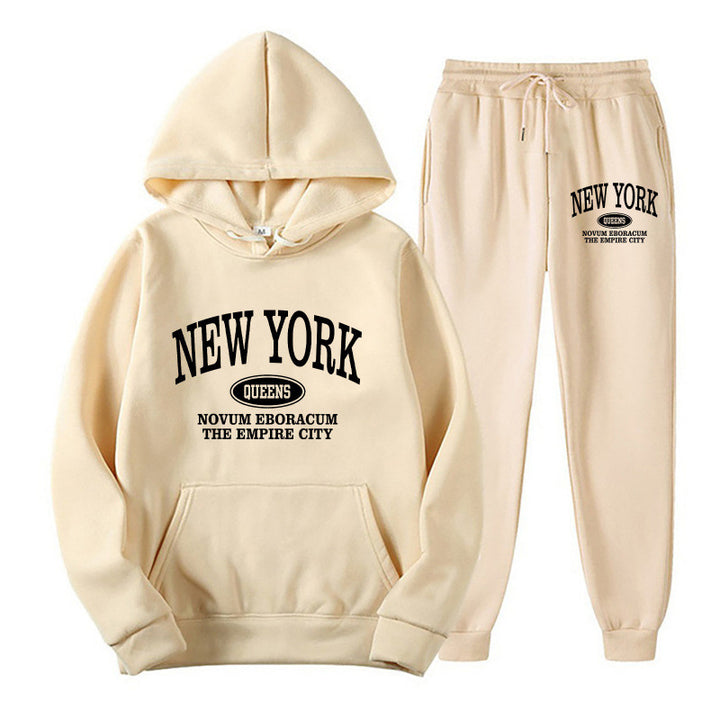 Women's hoodie set with versatile lettering and comfortable pockets Skjora