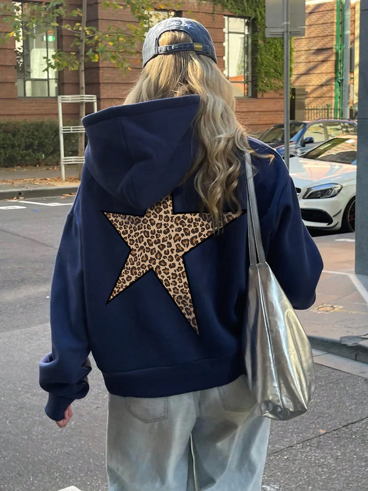 Kvinne hettegenser med slående leopard stjerne design Skjora