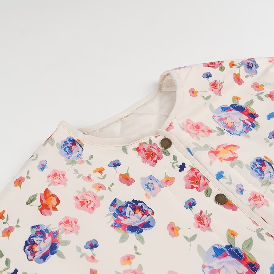 Kvinne hagejakke med blomsterdesign og praktiske lommer Skjora