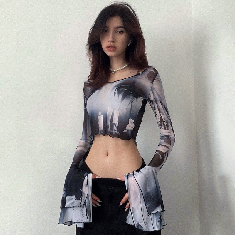 Dame Langermet Crop-Top med kreative grafiske trykdetailer og utsvingte ermer Skjora