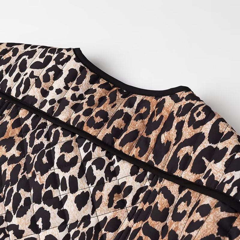 Dame moteklærjakke i trendy leopardmønster Skjora