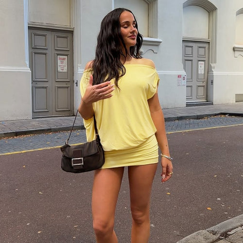 Damer Off-Shoulder Minikjole med flytende design Skjora