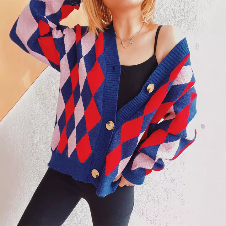 Damer mønstrete cardigan i moderne diamantdesign med store knapper Skjora