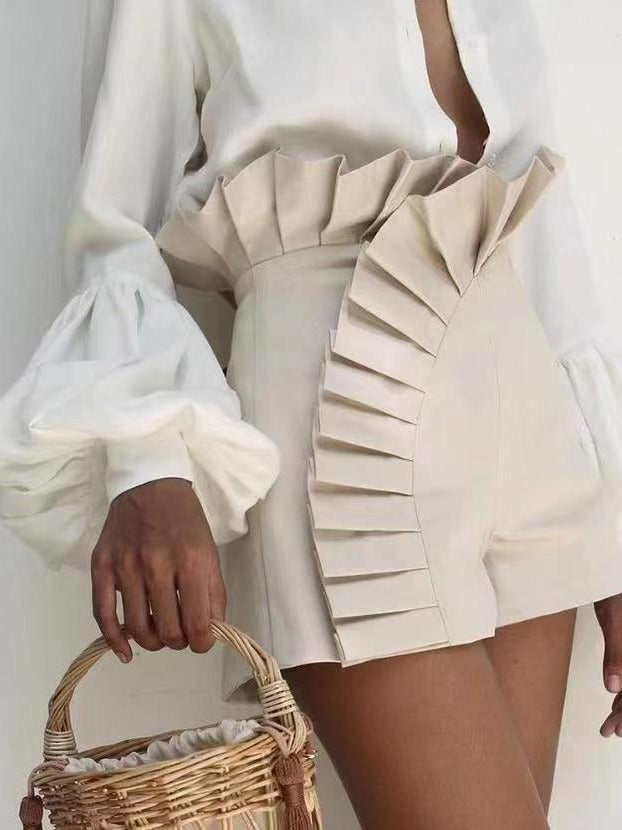 Dame volangshorts med asymmetrisk snitt Skjora