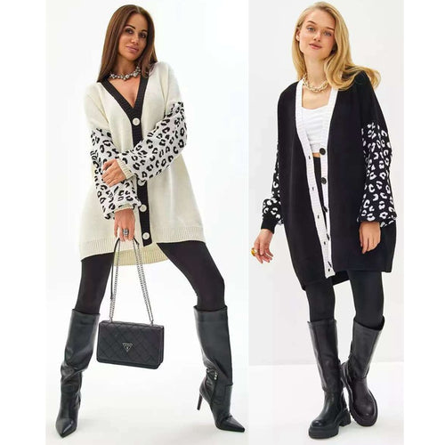 Kvinnes Fashionable Strikket Kardigan med Suede Ermer Skjora