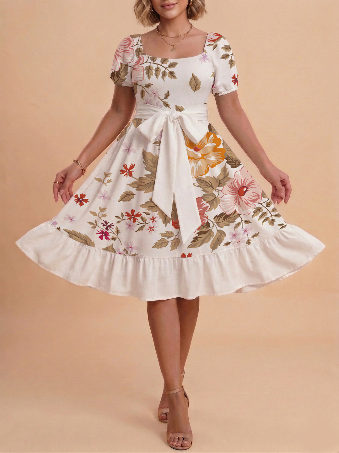 Damen Sommerliches Blumenkleid mit taillierbarem Gürtel und voluminösen Ärmeln Skjora