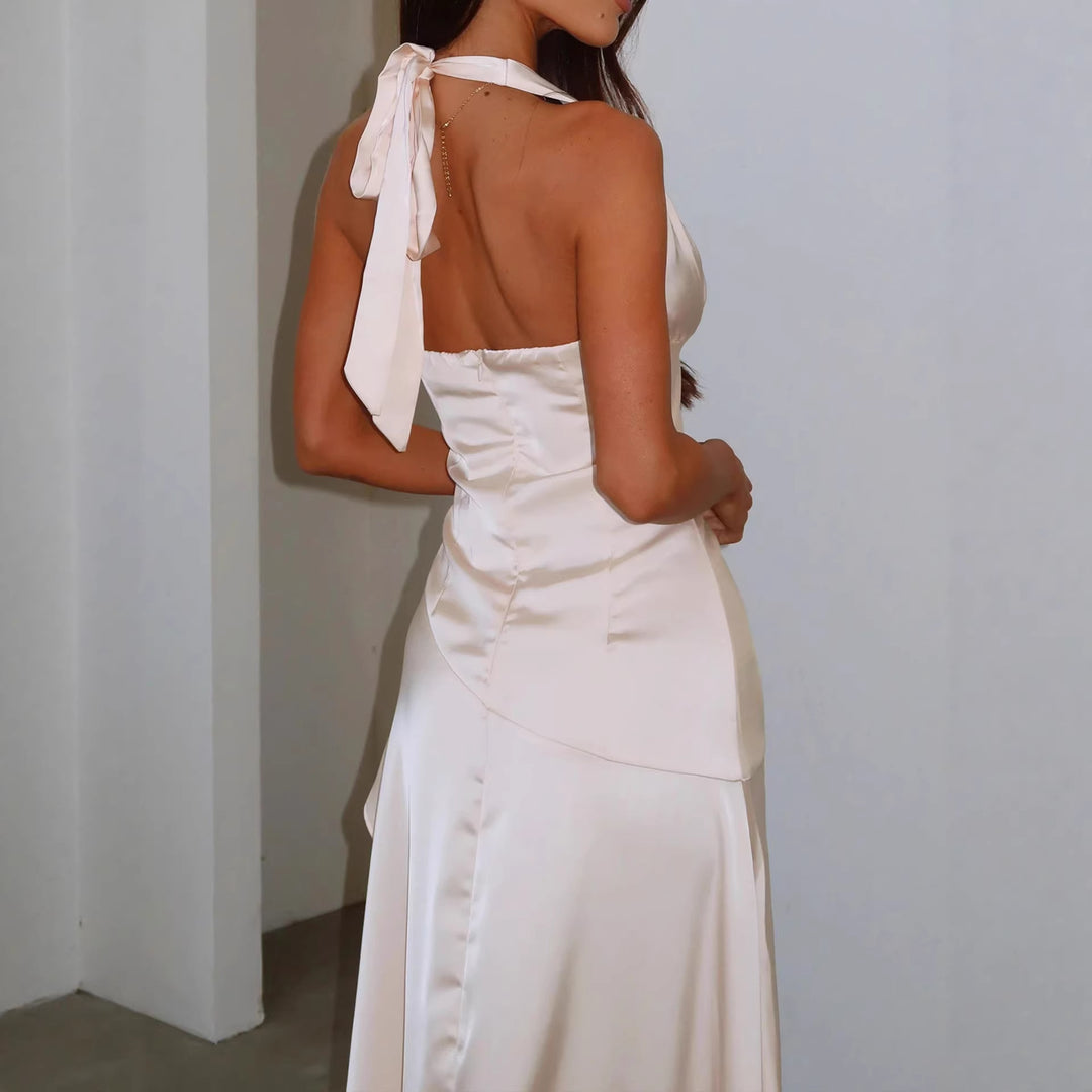 Damer elegant omslagskjole med asymmetrisk snitt og halterneck Skjora