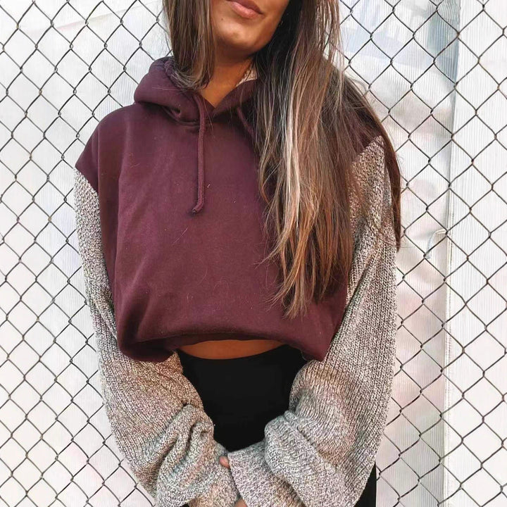 Dame avslappet hettegenser med teksturerte ermer Skjora