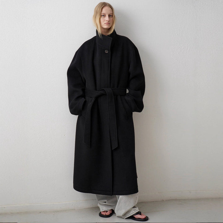 Women's elegant and oversized wool coat Skjora