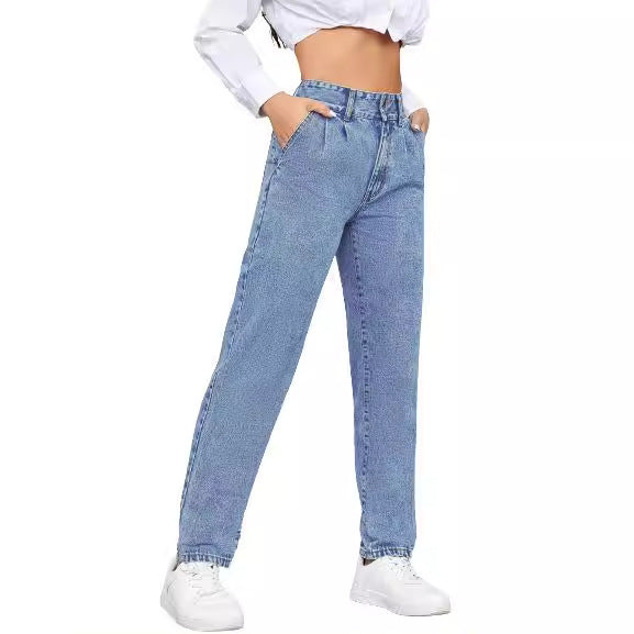 Damen High-Waist Boyfriend Jeans med klassisk snitt og knapppdetaljer Skjora