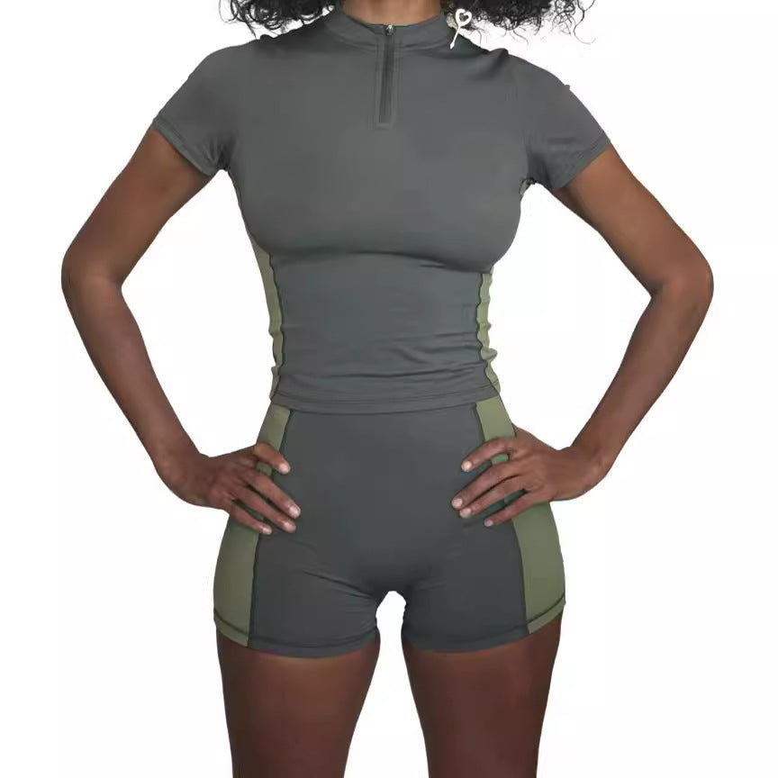 Dame Sporty Set med kort topp og tettsittende shorts Skjora