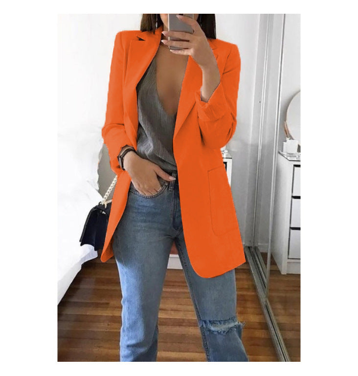 Dame elegant blazer med innsvingt snitt og praktiske lommer Skjora