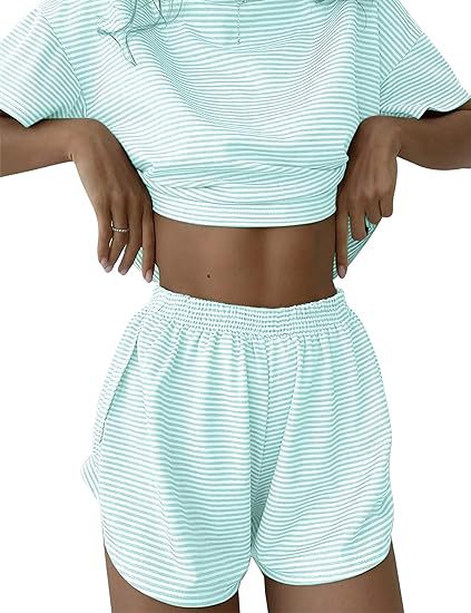 Damer avslappet Crop-Top og Short-set med stripete mønster Skjora