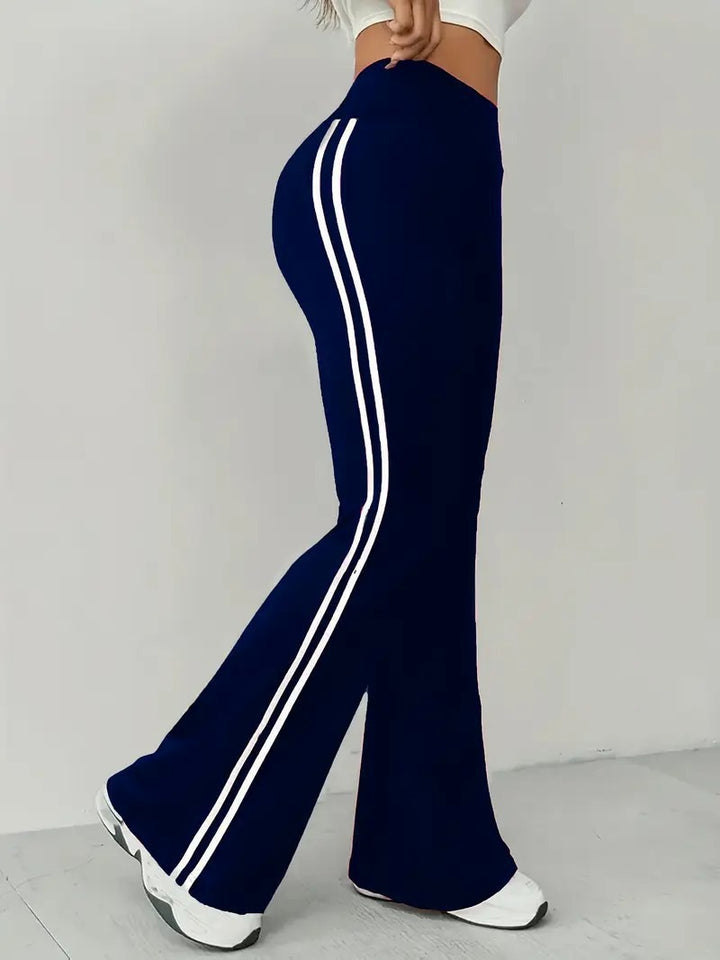 Bootcut sport leggings for women with stripes Skjora