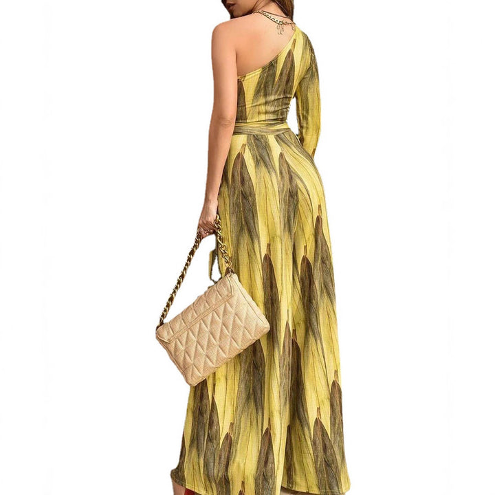 Kvinnes Elegant Jumpsuit med Asymmetrisk Snitt og Blomstertrykk