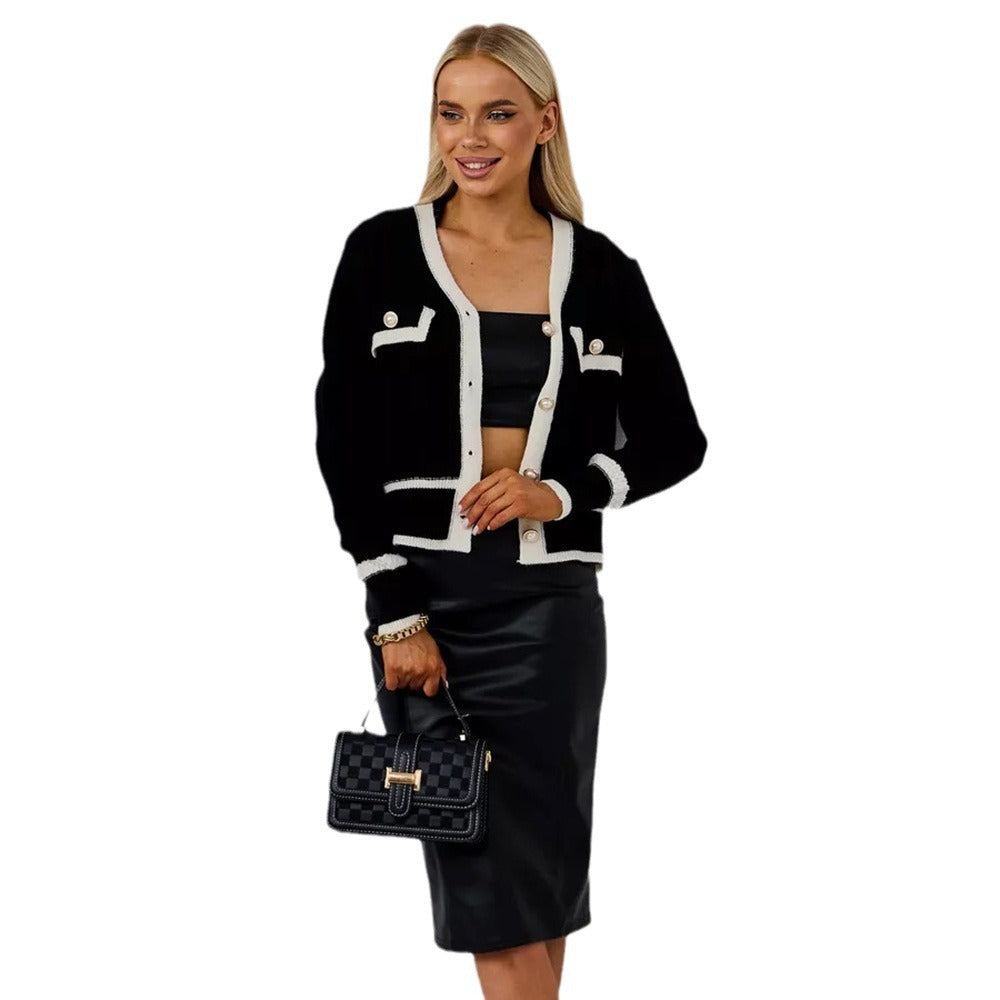 Kvinnelig moteriktig cardigan med elegante perleknapper og lommer Skjora