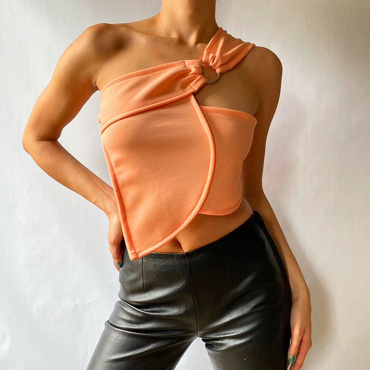 Dame asymmetrisk stroppet skjorte med elegant ringdetalj Skjora