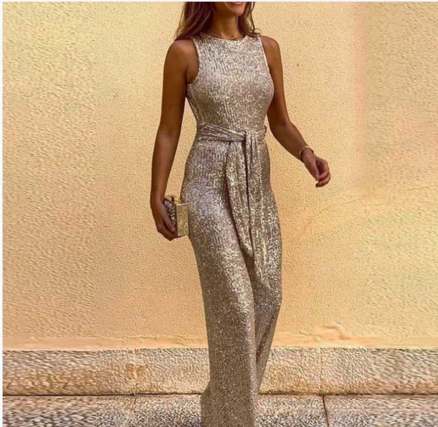 Kvinnens Glamourøse Maxi Kjole med Glitrende Paljett Trim og Elegant Midjebånd