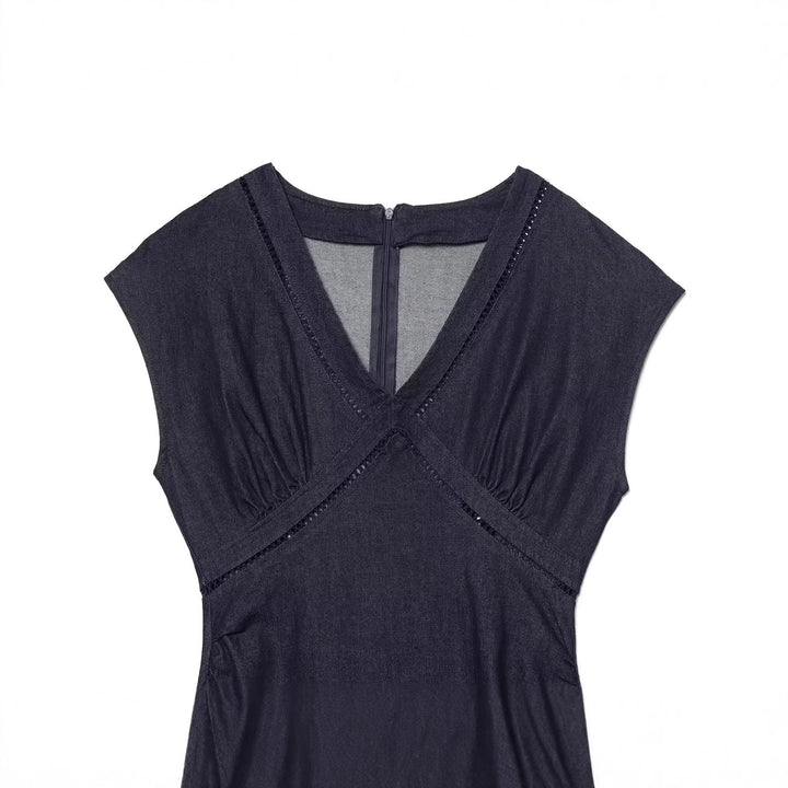 Dame maxikjole med elegant V-hals og fint drapering Skjora