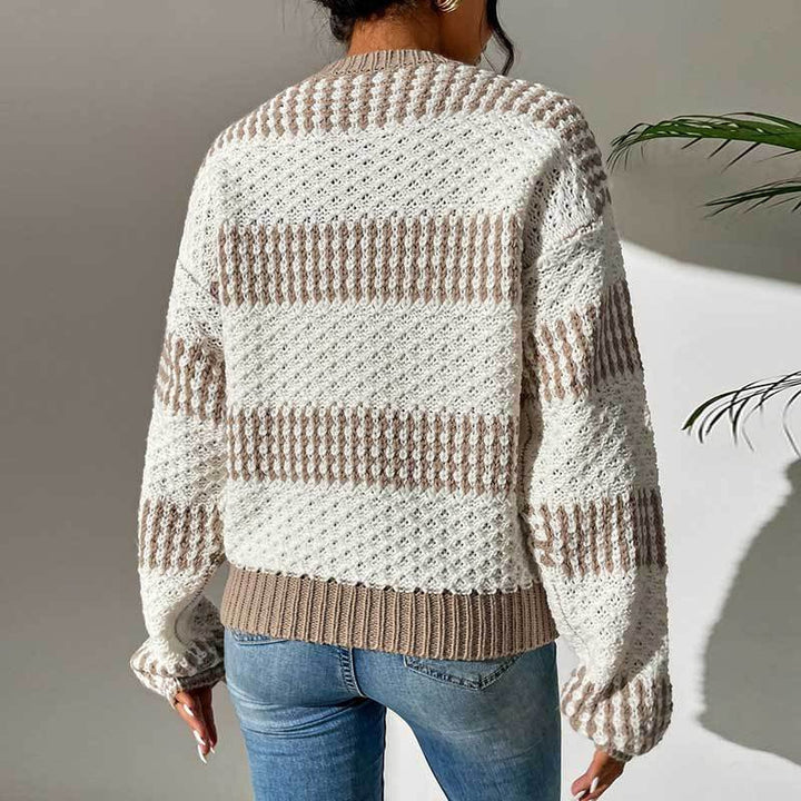 Dame strikket genser med et raffinert teksturmønster og moteriktig oversized snitt Skjora