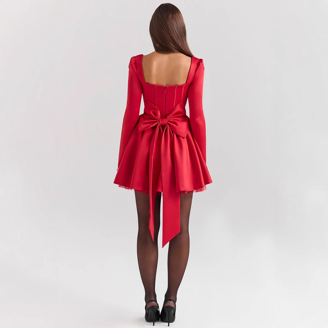 Women's Floor-Length Cocktail Dress with Square Neckline and Voluminous Skirt