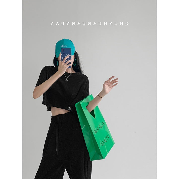 Kvinne cropped fritids topp med casual fasong og elastisk bunn Skjora